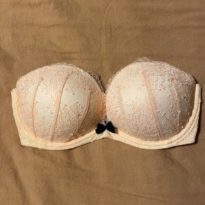 Victoria Secret strapless bra